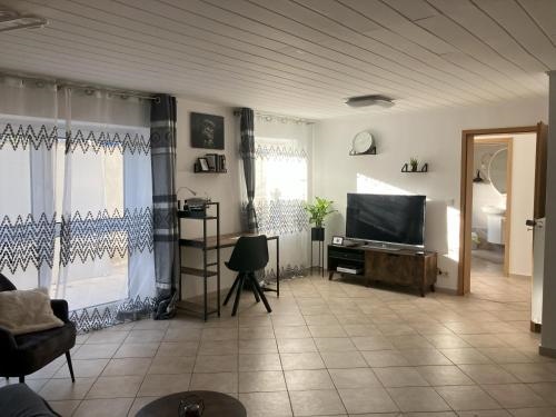 Souterrain Whirlpool-Apartment nahe Phantasialand