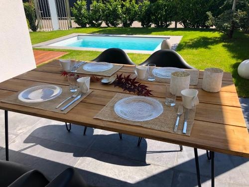 Dreamapartment La Vigna Living mit eigenem Aussenpool & Sauna Weil am Rhein