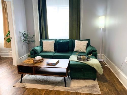 Cozy 1BR by Hospital & Uptown