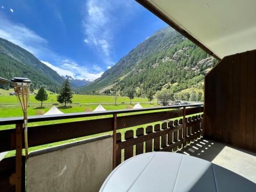 Panorama apartment for 2 near Zermatt with parking!
