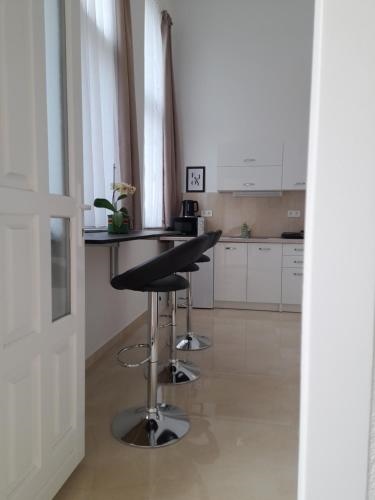 Deri Kert Apartmanhaz A