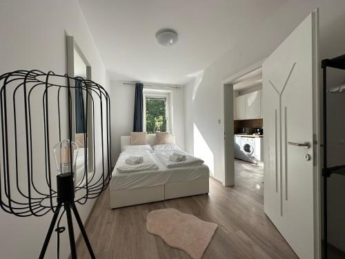 FeelHome-GolfClub-Balkon-4 Gaste-WiFi-Smart TV