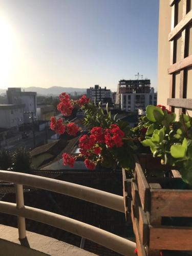 Apartamento completo em Joinville no Costa e Silva - Ha 50 km das Praias SC