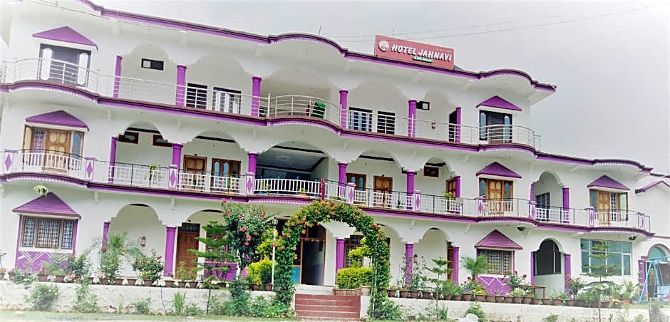 Jahnavi Hotel