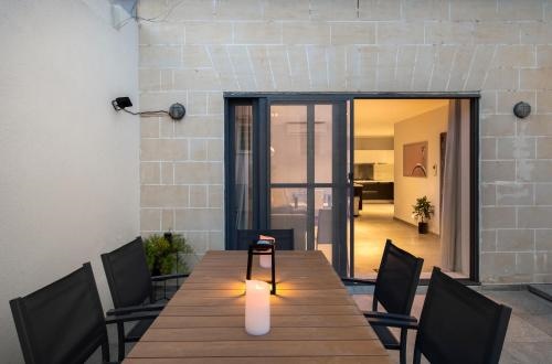 3BR Penthouse with huge terrace Sliema Triq Trofimu