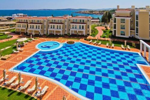 ??????????? ? ?????? ? ???????? FLORES GARDEN