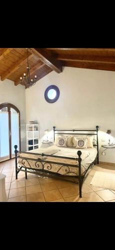 Lejlighed i Bassola med privat parkering