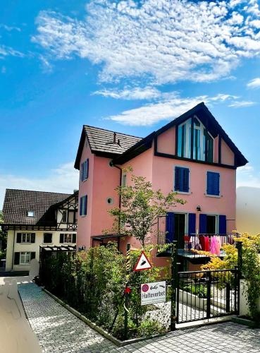 4 mins walk Thalwil Station Free Parking Historical