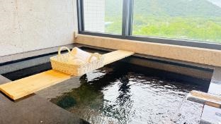 2.Yilan Toucheng Seaview Hot Spring