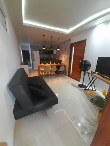 FLAT a 2min do relogio da flores com ar condicionado