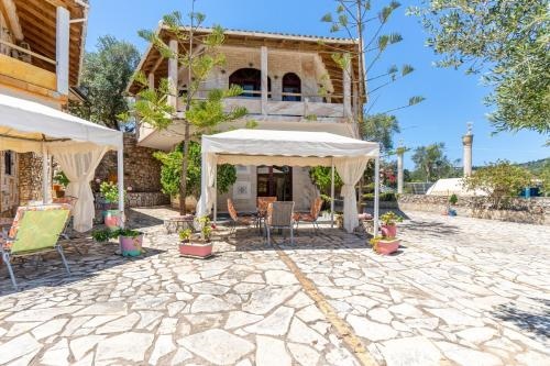 Paco's Resort Family Villa 10