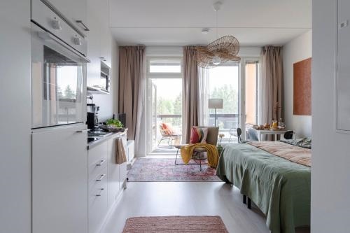 Gorgeous 1BR, Balcony & parking