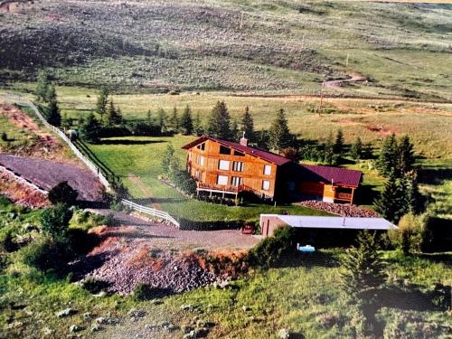 Tom Miner Creek Cabin