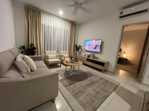 Arena KLIA Fully Aircond by ZoomSpace