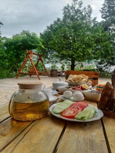 Elegaya Guest House