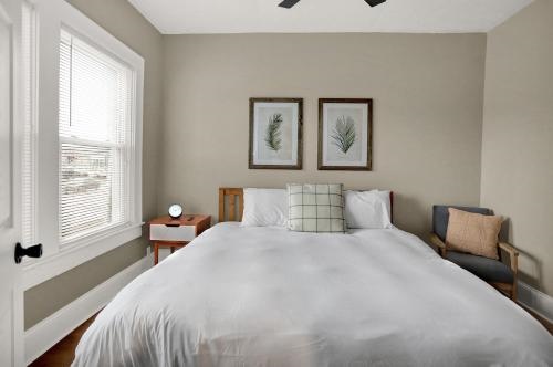 Prime 2BR Gem, Near Convention Hub!