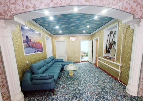 Guest House Dilorom B&B