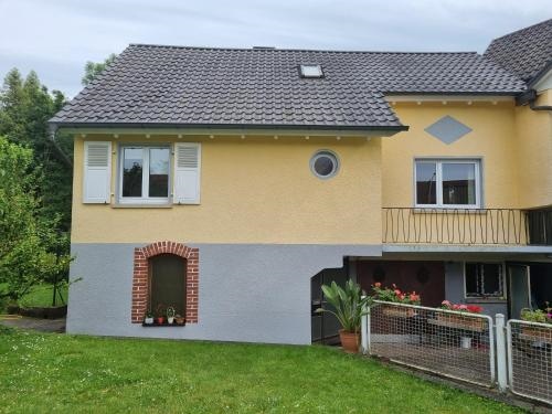 Gemutliches Ferienhaus mit Terrasse