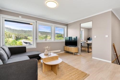 Fully furnished apartment close to Technology park and Uni