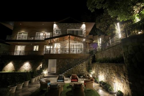 Mussoorie Mist Villa