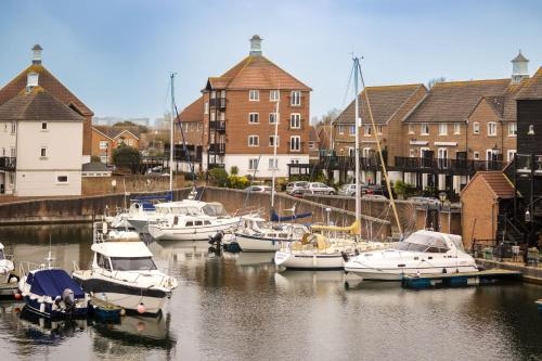 Aqua Marina - breathe in, relax