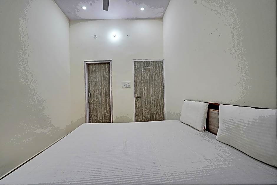 OYO Diamond Guest House