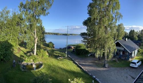 Fabolous 1 bed room apartment by the sea