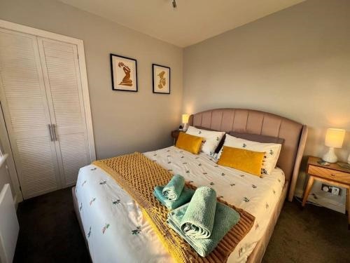 Bright, first floor, one bedroom flat in Wimborne