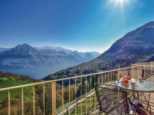 Soffio Di Rugiada spacious terrace with Lake view
