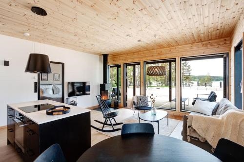 SaunamA¤ki Resort Beachfront