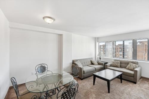 Pp 1114 Beautiful Professional 1br Apt, Pool