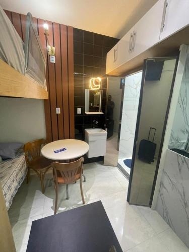 Adoravel Tiny house 5, ar, cozinha completa, wifi e tv smart