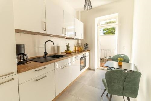 *NEU* 2 Personen, WLAN, Balkon