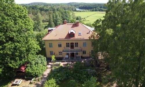 Lidhem herrgard. Bed & Breakfast och mindre lagenheter