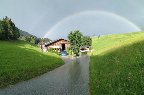 Upcycling Appartement Fischl Nachhaltig und Kreativ Wohnen fur Gro? und klein