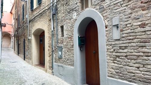 J01 Jesi trilocale nelle mura del centro storico