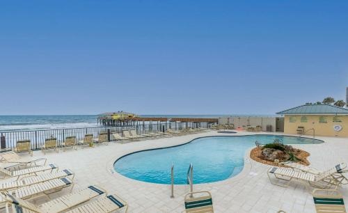 Oceanfront Condo With Amazing Views Sunglow Resort 902 By Brightwild