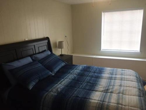 Comfortable 3 Bedroom Close To Base Sleeps 6