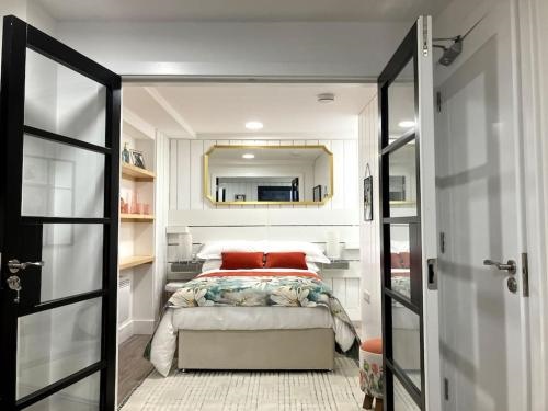 Luxury Town Centre Apartment