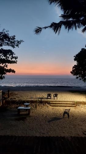 Emmanuals beach house