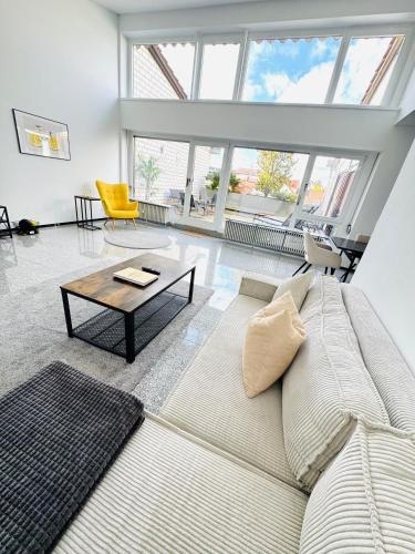 IDEE Living: Penthouse Apartment mit Parkplatz