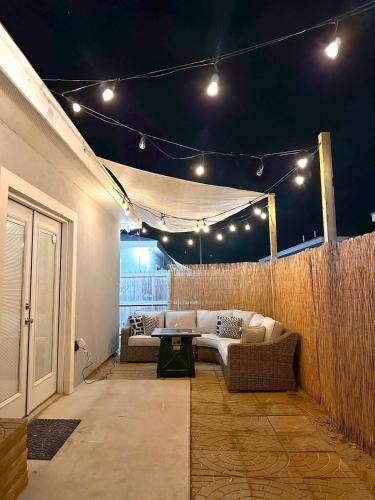 3BR Home Located In Uptown Edinburg