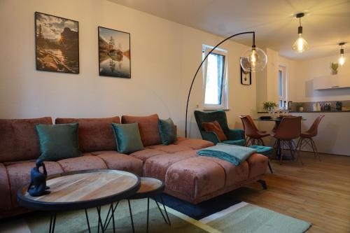 Design-Apartment I direkt im Zentrum I Boxspring I Nespresso I Terrasse mit Garten I Parkplatz
