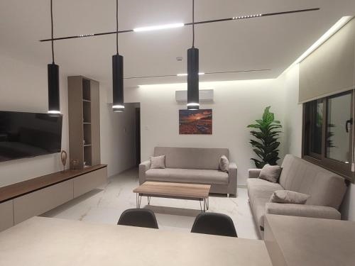 IOLENA Seaview Apartment