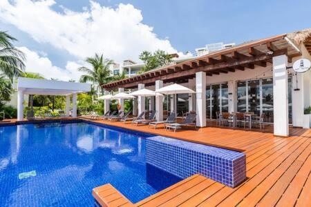 A7103 · 2BR Apartment with Beach Club