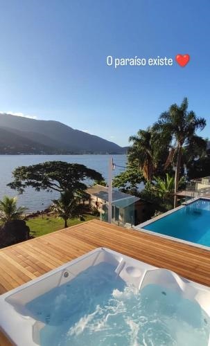 Paraiso da Enseada de Brito