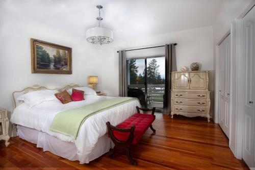 Licensed Pet Friendly Suite on Haskap Farm