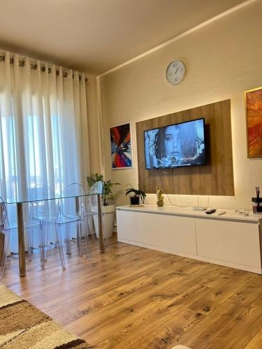 Nemis apartments in the centre of Tirana four Free parking