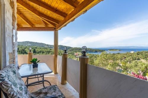 Paco's Resort Luxury Villa 17