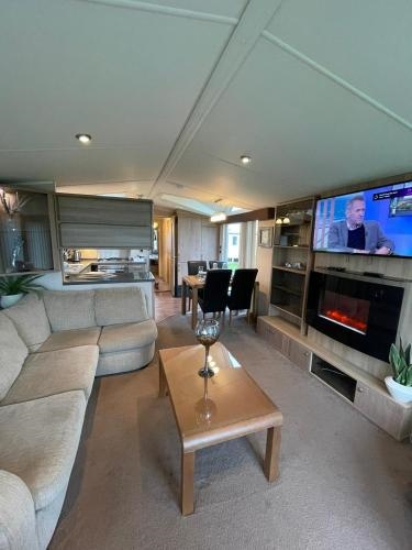 Millfields Holiday Park Diamond Deluxe Coastal Caravan Breaks